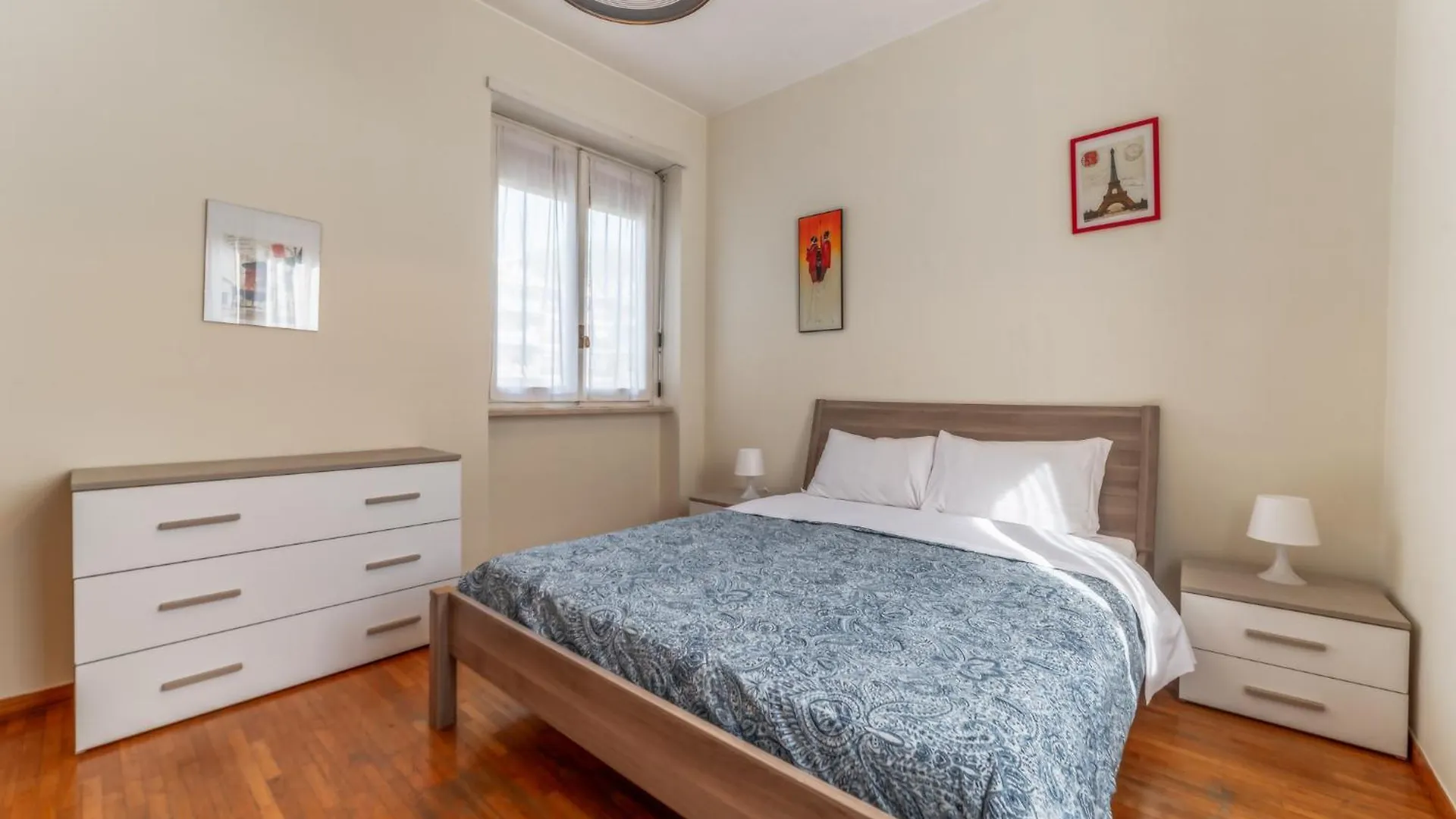 Apartament Casa Giuli - Metro Jonio Rzym 0*,  Włochy
