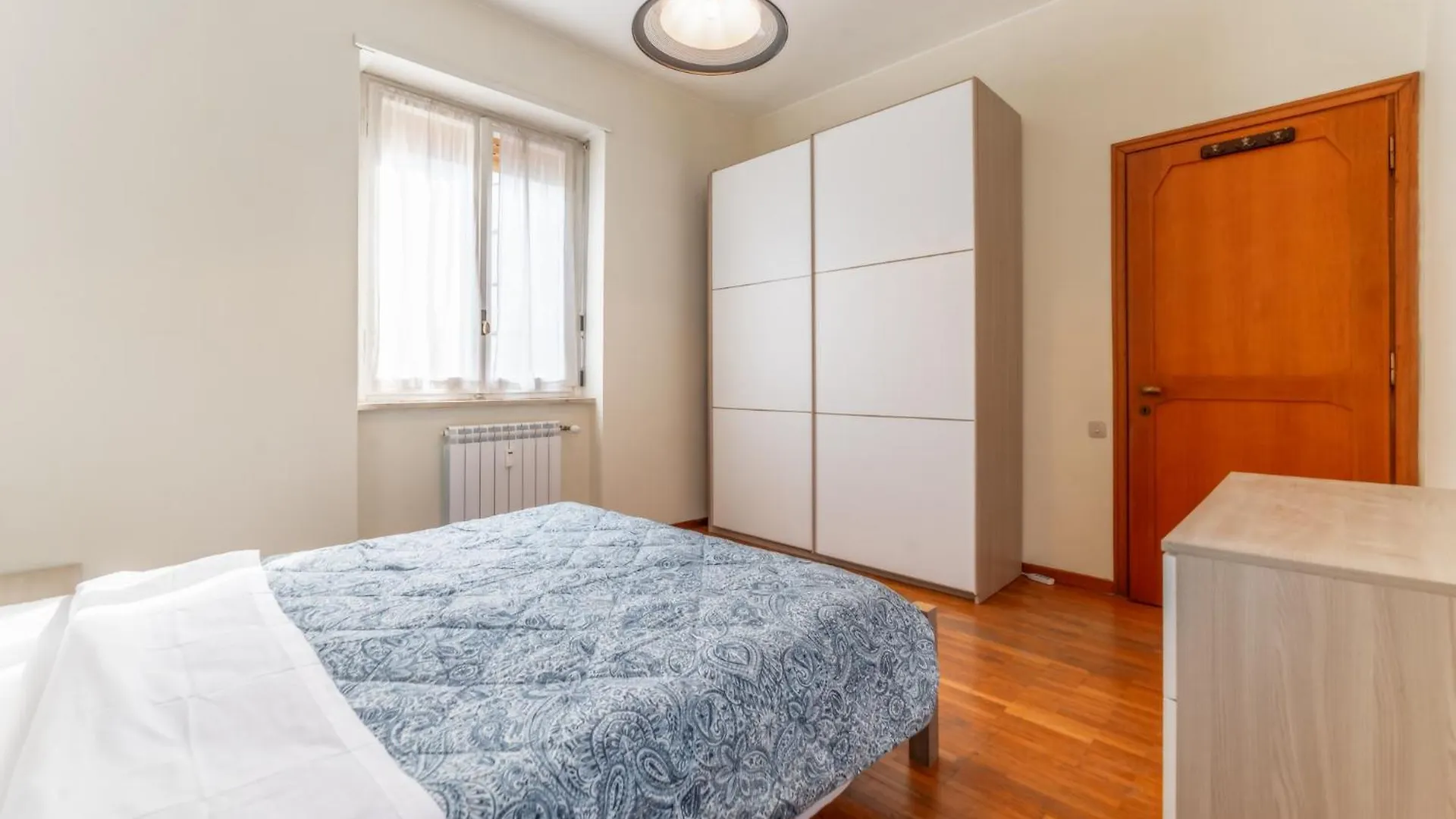 Casa Giuli - Metro Jonio Apartment Rome