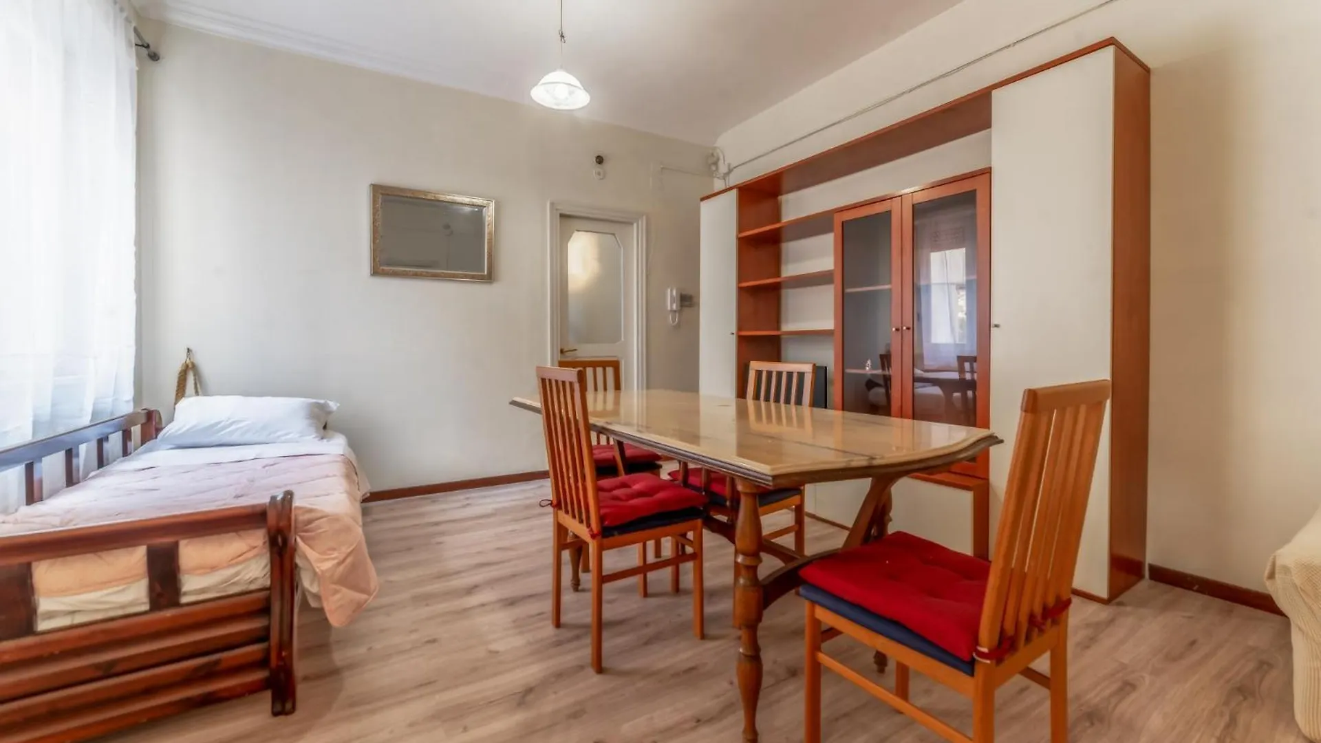 Casa Giuli - Metro Jonio Apartment Rome Italy