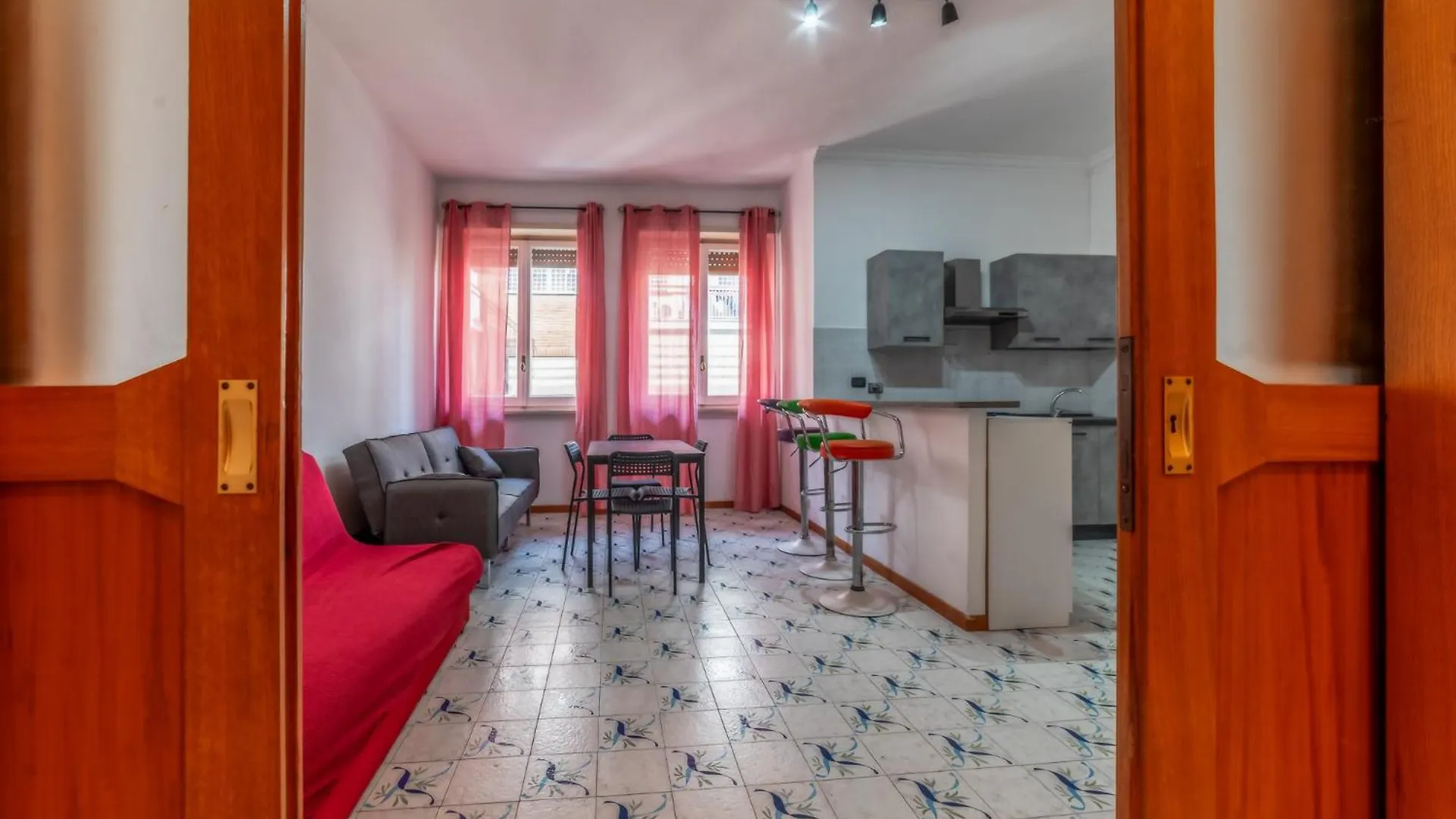 Casa Giuli - Metro Jonio Apartment Rome